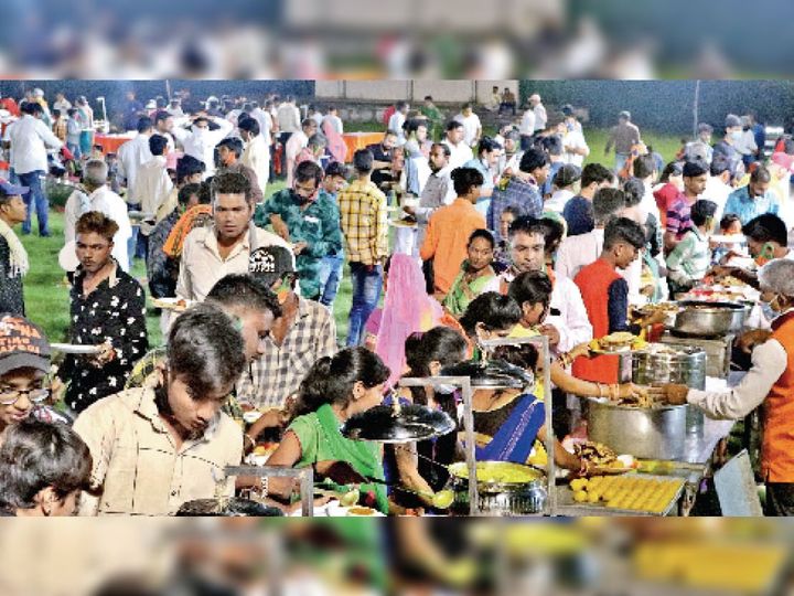 अस्पतालों के मनमाना पैसा वसूलने पर 