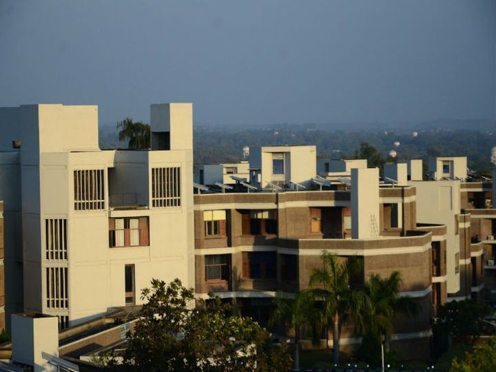 डिफाल्टरों से 3212 करोड़ रुपए वसूल न
