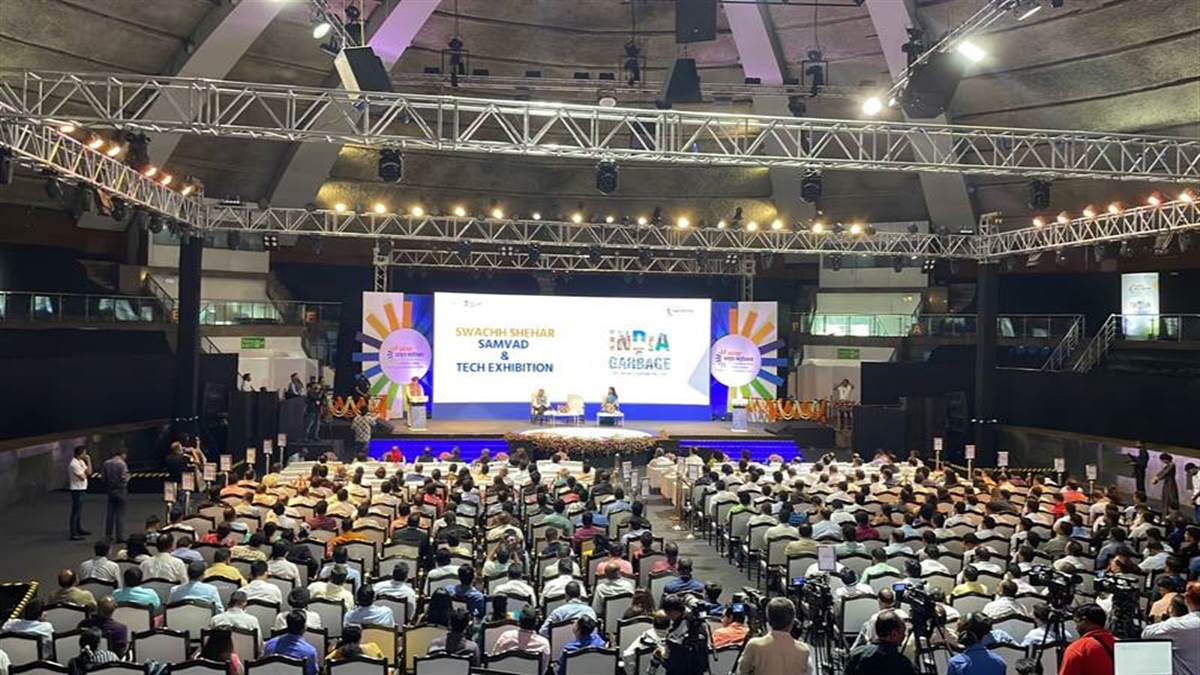इंदौर निगम आयुक्त 200 शहरों के बताए