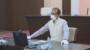 कोरोना महामारी में भी सरकार की प्रा