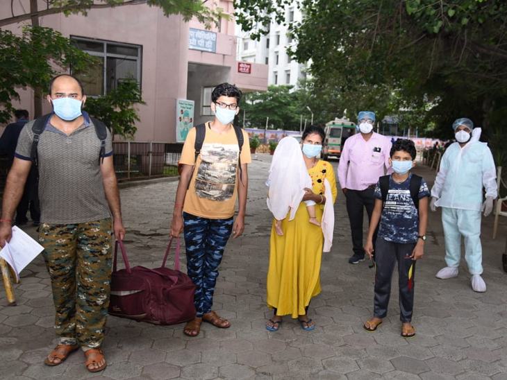 लंबे समय बाद हजार से कम टेस्ट हुए, 