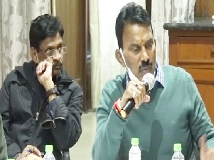 विधायकी का चुनाव जीतने के बाद सिलाव