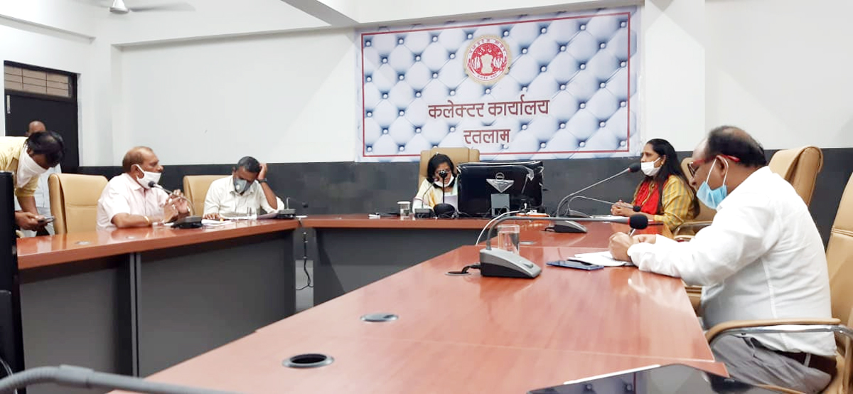 बगैर सुनवाई किसी भी व्यक्ति का नाम 