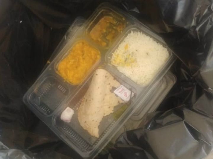 300 रुपए की थाली में खिला रहे बटरा 