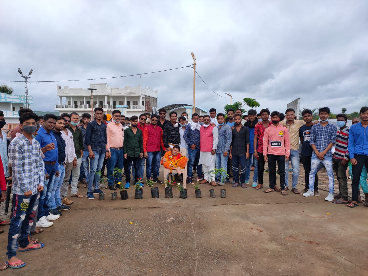 मानव अधिकार संस्थान भारत परिवार ने 