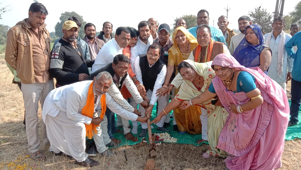 डेढ़ करोड़ से 3 गांवों में बनने वाल