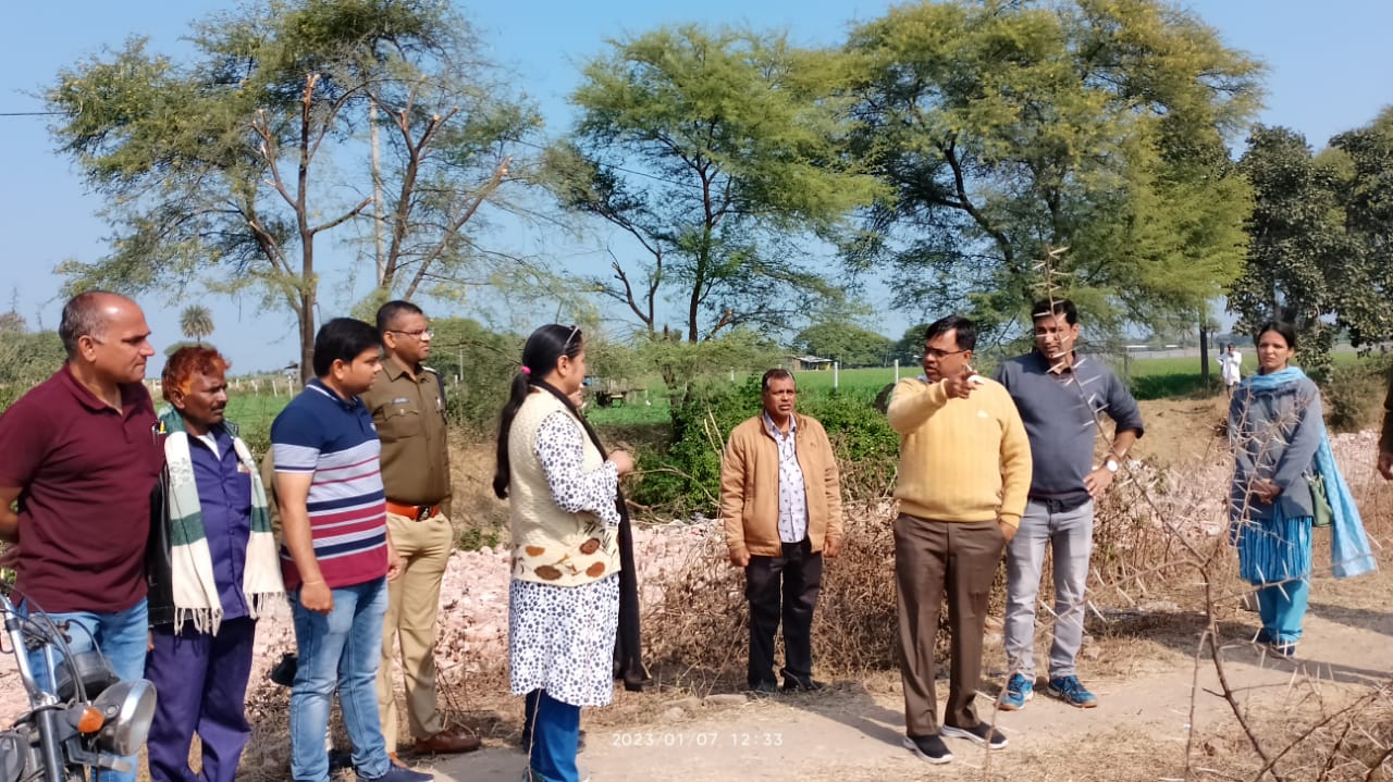 रतलाम कलेक्टर ने 100 करोड़ से अधिक क