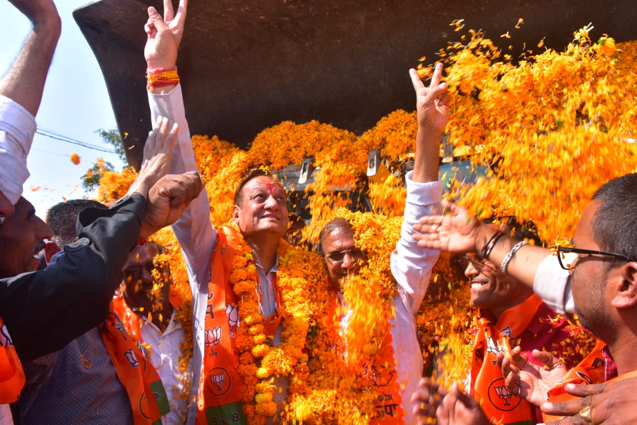 भाजपा चुनाव कार्यालय के शुभारंभ पर 