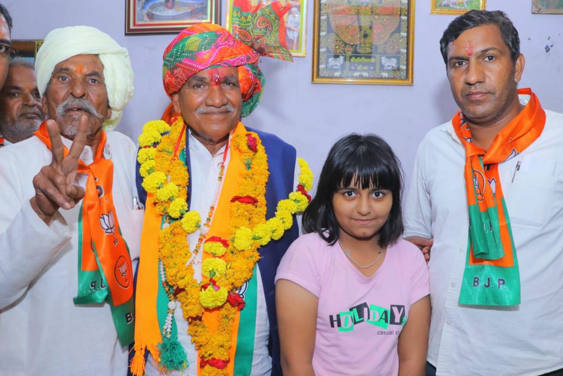 मथुरालाल डामर के जनसंपर्क  गावों मे