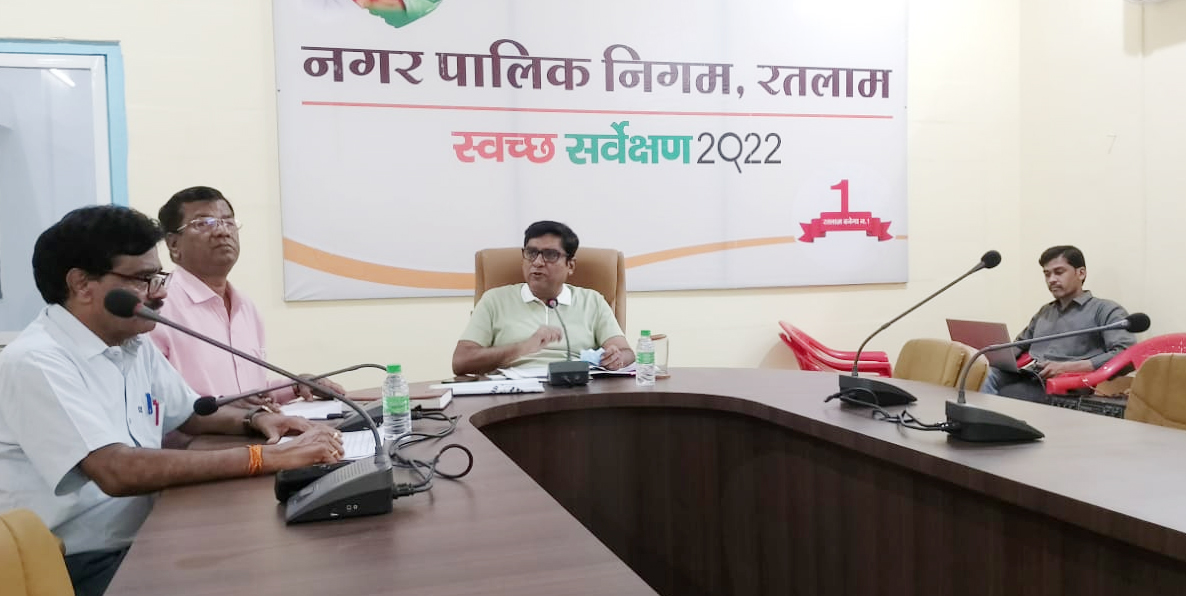 कार्य मे ढिलाई बरतने पर अन्नपूर्णा 