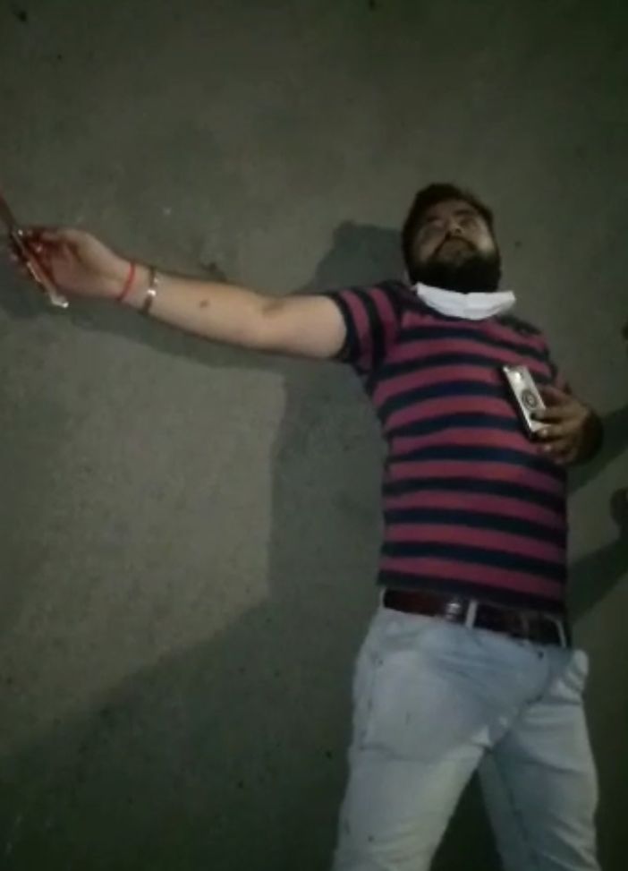  थावरिया बाजार में चाकूबाजी एक युवक
