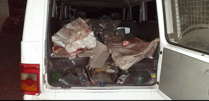पुलिस ने जप्त किया गौमास, आरोपी फरा