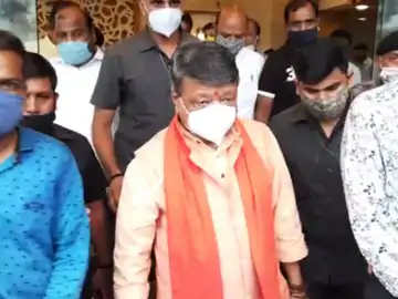 विपक्ष के पास 12 प्रधानमंत्री पद के